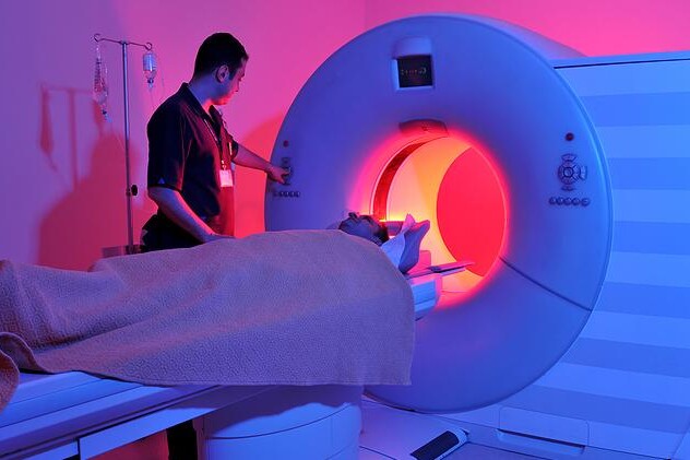 Roztroušená skleróza  a její příznaky