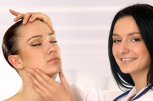 Melanom - na koho se obrátit